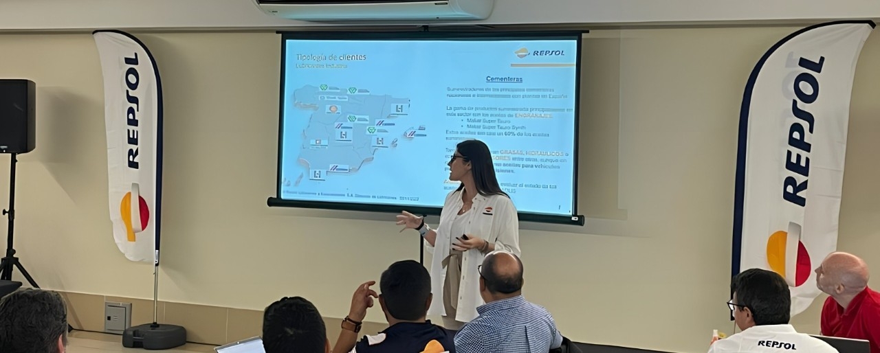 Elena Guerrero en una sesión formativa