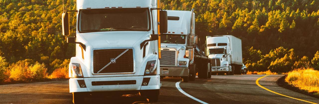 Want to keep your commercial fleet in tip-top shape? Here's how you can maximize efficiency while reducing costs