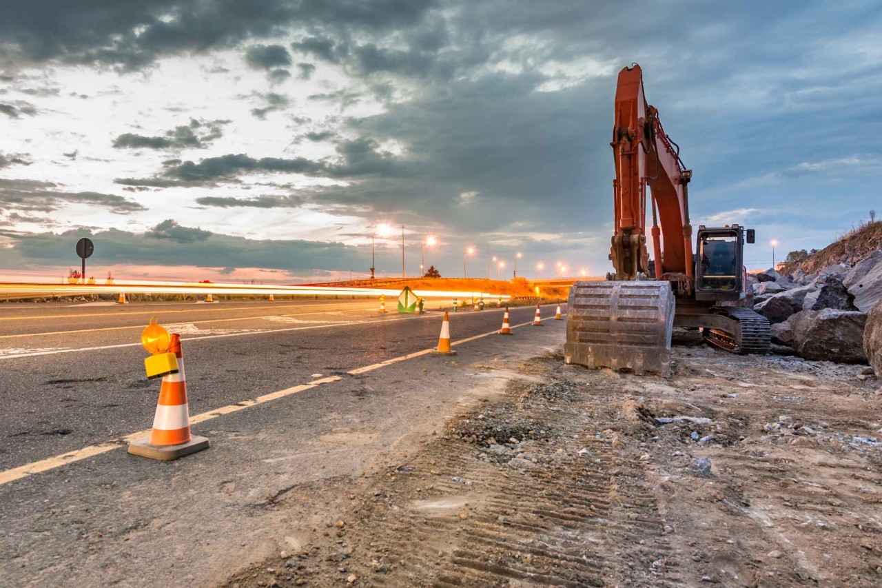 grua trabajando en una industria